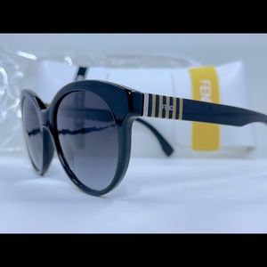 FENDI Sunglasses 🕶